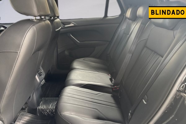 VOLKSWAGEN T-CROSS 1.4 250 TSI TOTAL FLEX HIGHLINE AUTOMÁTICO 2024/2025